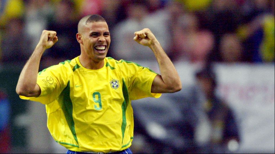 Brazil's forward Ronaldo celebrates at 2002 World Cup