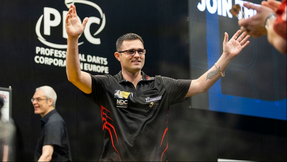 Damon Heta beat Gary Anderson in Saturday's final (Kais Bodensieck, PDC Europe)
