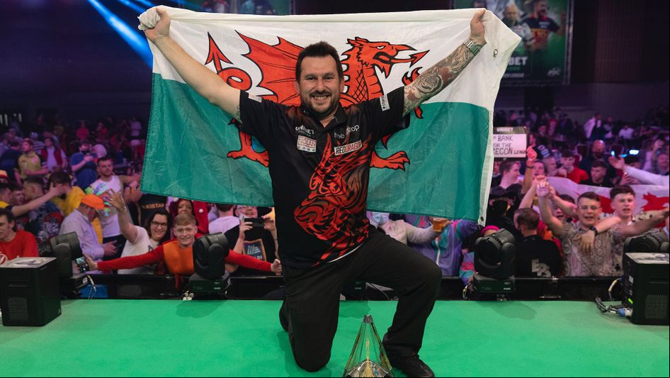 Jonny Clayton is the Premier League champion (Picture: Lawrence Lustig/PDC)