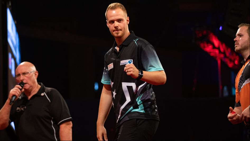 Celebration time for Max Hopp (photo courtesy of PDC Europe)