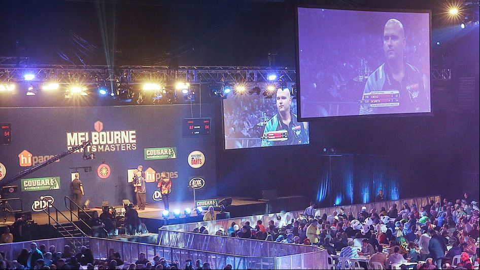 Rob Cross and Michael Smith were involved in a thriller (Picture PDC/Ian Curry)